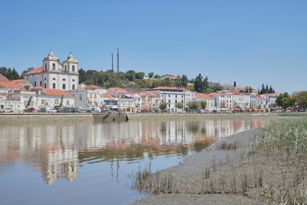 Lightful Refuge On The River Front, By Timecooler Alcácer do Sal Kültér fotó